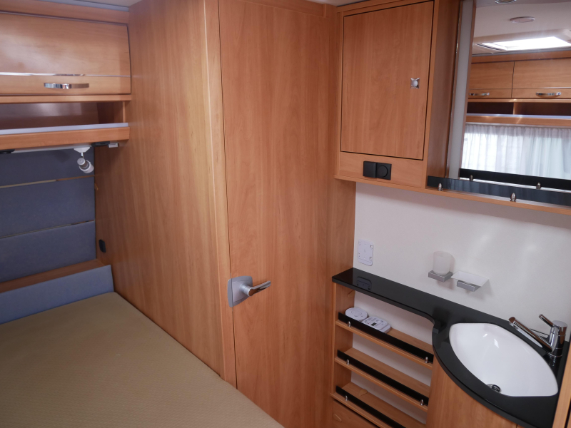 Dethleffs Camper 450 FL image