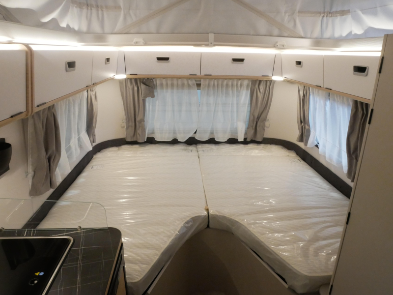 Eriba Touring Silver Editie 542 image
