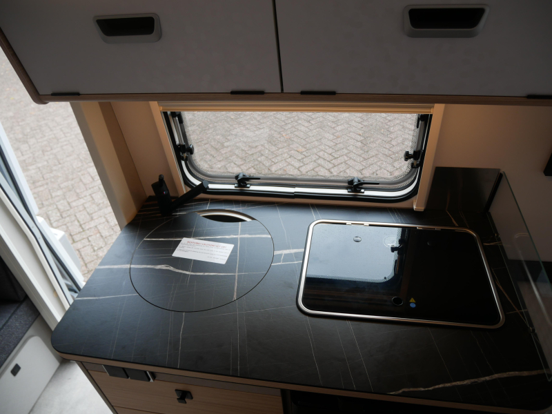 Eriba Touring Silver Editie 542 image