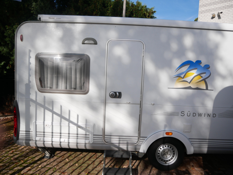 Knaus Sport Premium Line 450 FU image