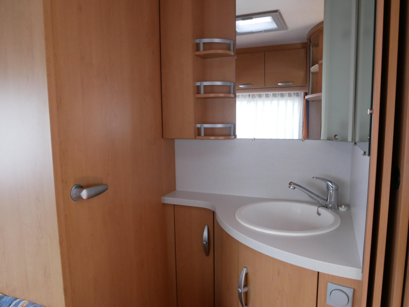 Knaus Sport Premium Line 450 FU image