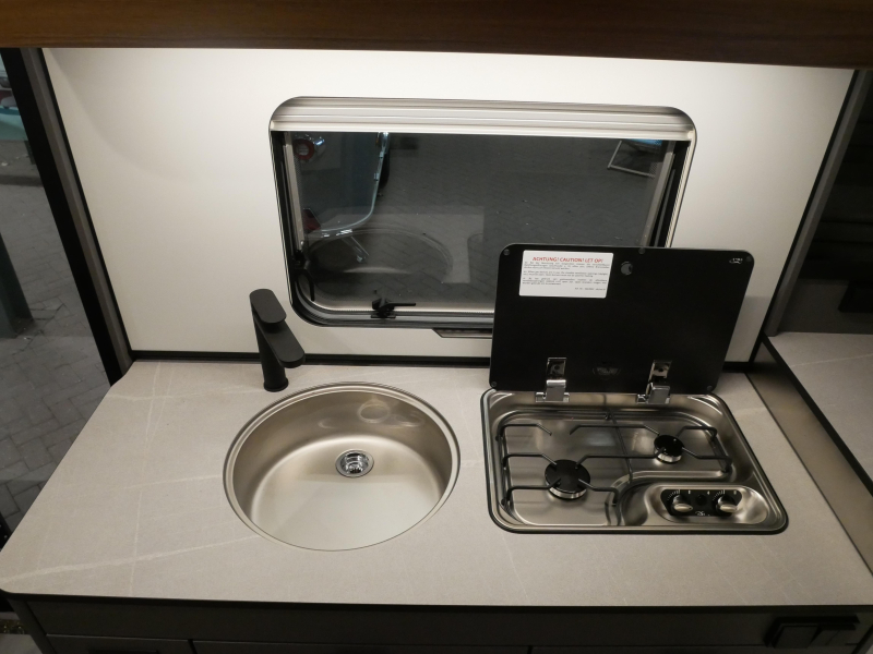 Eriba Novaline 485 image