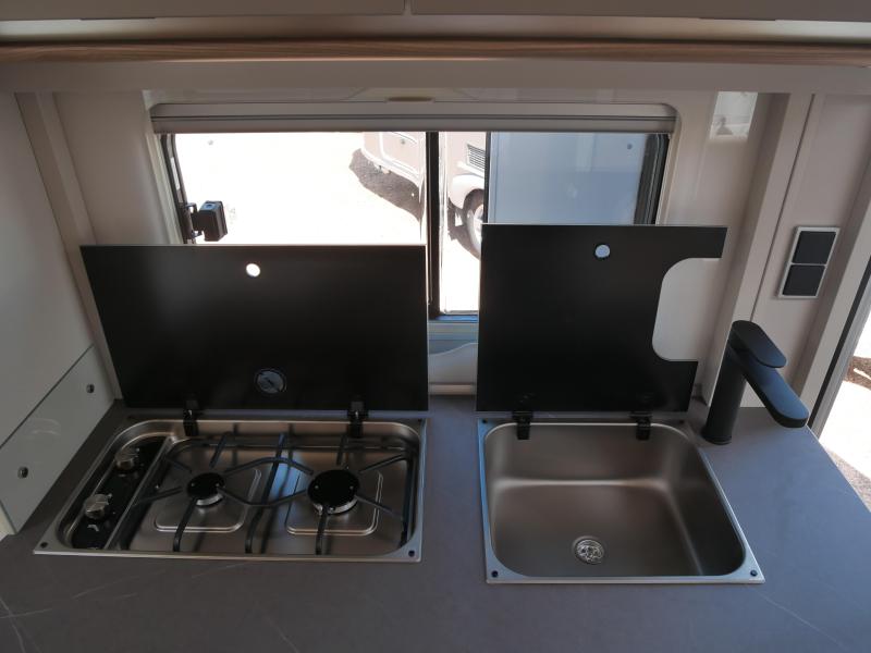 Dethleffs Nomad 460 EL image