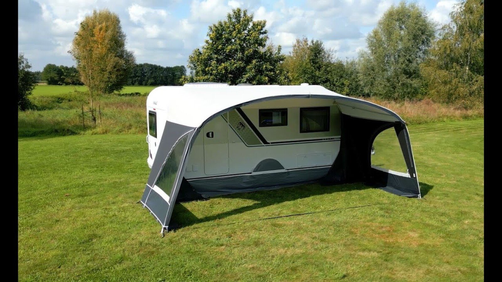 Opbouw Doréma caravanluifel Porto