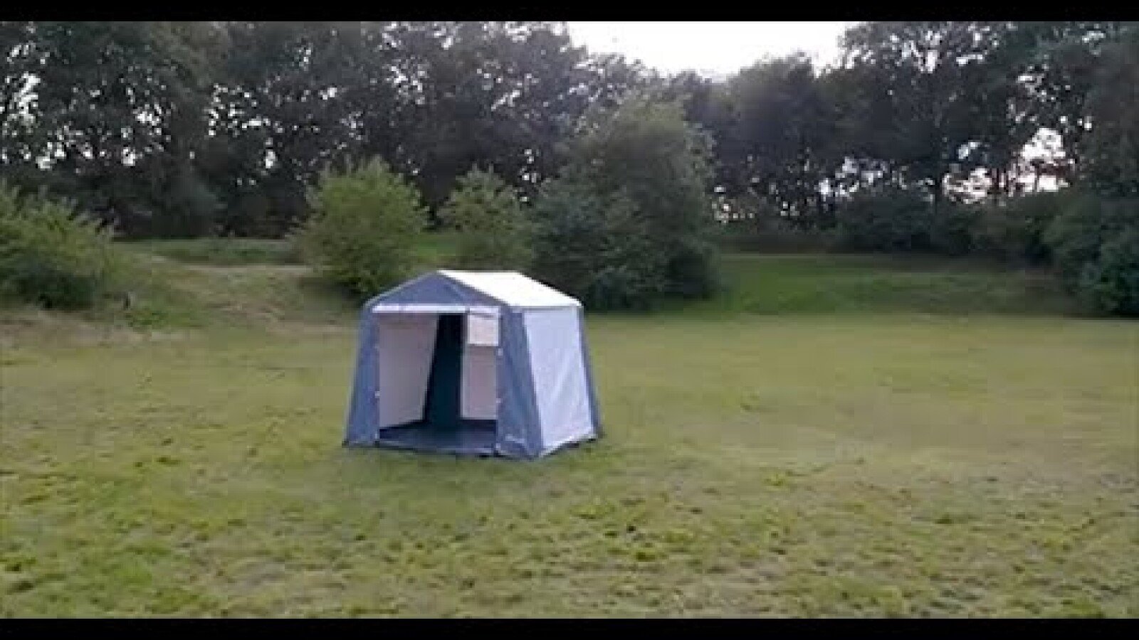 Opbouw Doréma schuurtent: Iseo, Como en Capri